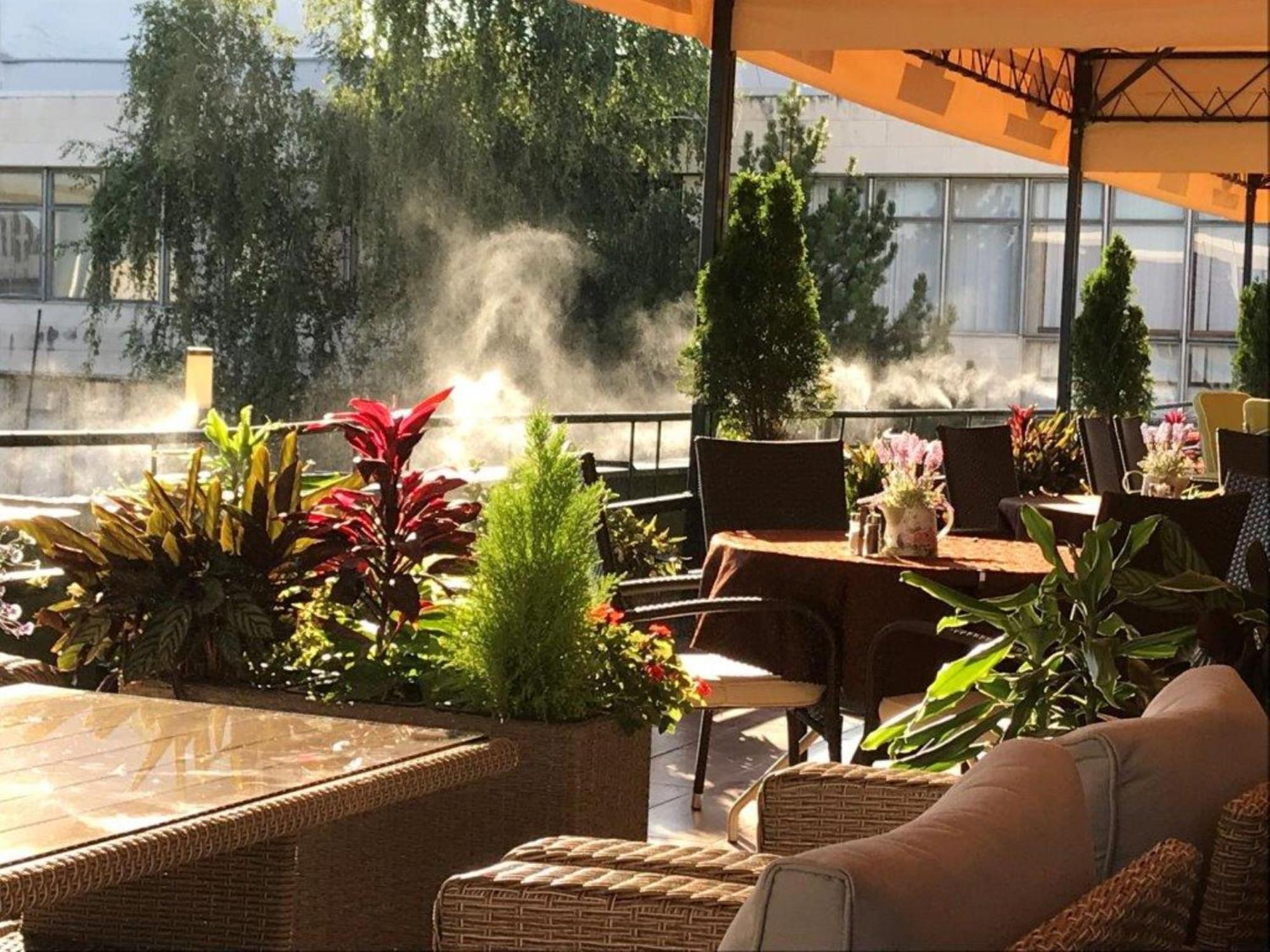 Hotel Zlaty Byk ريمافسكا سوبوتا المظهر الخارجي الصورة